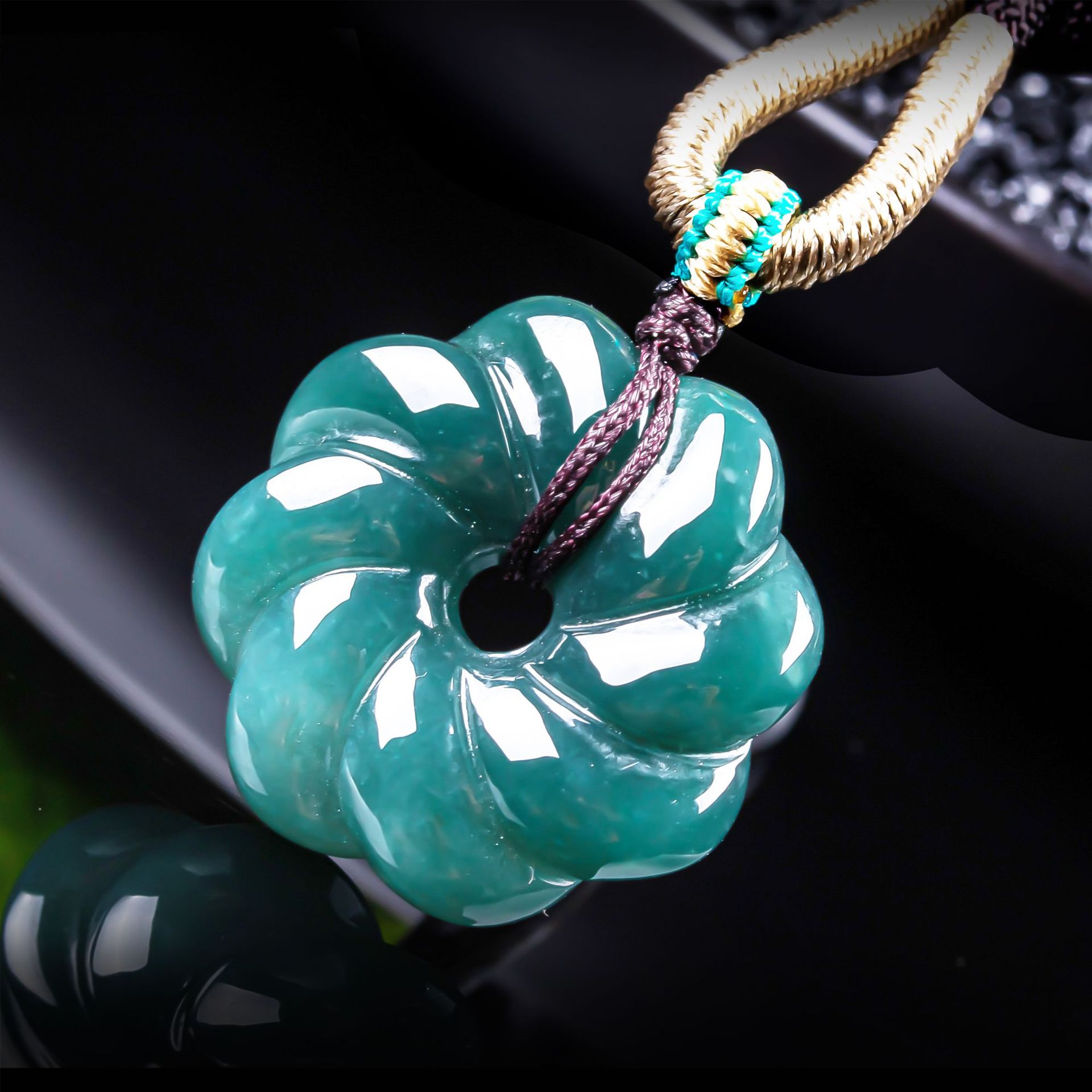 天然ビルマ翡翠の花ペンダントネックレスアクセサリー、宝石のお - Women Accessories To Gift のレビューと価格