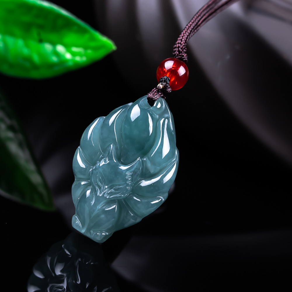 天然ビルマ翡翠フォックスペンダントネックレスヴィンテージアク - Women'S Accessories Designer のレビューと価格