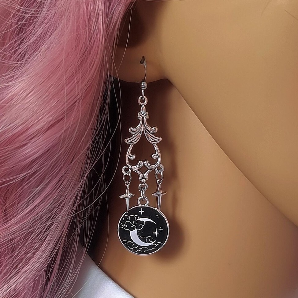 ムーンマジックイヤリング、ゴシックジュエリー、魔女アクセサリ - Women'S Victorian Accessories のレビューと価格